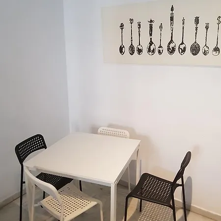 Plaza Merced 5 Guest house *