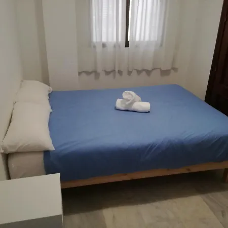 Plaza Merced 5 Guest house